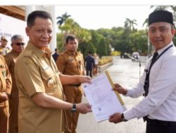 Gubernur Serahkan SK 1.717 PPPK Tenaga Kesehatan di Lingkungan Pemerintah Aceh