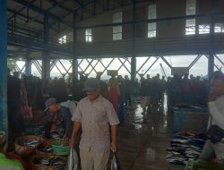 Lampulo Masih Diserbu Pembeli Meski di Hari Kerja