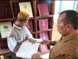Kadinsos Aceh Terharu Saat Dengar Bacaan Al-Quran Braille Anak Disabilitas