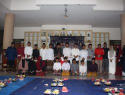 Iftar dan KSR-PMI UNIT 02 UIN AR-RANIRY Berbagi untuk Anak yatim di Bulan Penuh Berkah