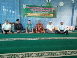 Dosen Unimal dan Masyarakat Khitan Gratis 25 Anak