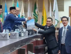 DPR Aceh Laporkan Hasil Pansus Tambang dan Bank Aceh Syariah
