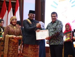 Peringatan Hari Ibu di Aceh Penuh Warna