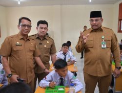 Pj Gubernur Safrizal Cek MBG di SMP dan SMA