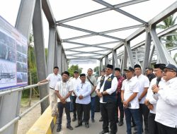 Pj Gubernur Safrizal Resmikan Jembatan Tutu Panyang Samalanga