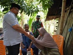 Pj Gubernur Aceh Temui Lansia Calon Penerima Rumah Layak Huni di Pidie