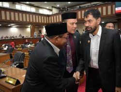 Gubernur Mualem Hadiri Paripurna Pelantikan Anggota DPRA