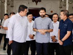 Bobby Gubernur Sumut dan Bupati Tapanuli Tengah Temui Mualem