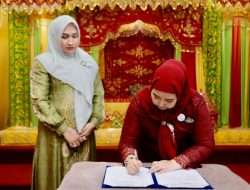 Marlina Kukuhkan Bunda PAUD dan Ketua Forikan Simeulue