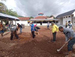 Memperingati Maulid Nabi Muhammad SAW, Warga Leu Ue Gotong Royong Massal