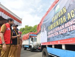 Mualem Salurkan Bantuan Kesiapsiagaan Bencana ke 10 Kabupaten