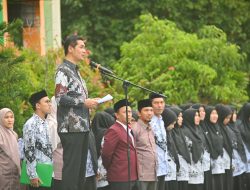 Sekda Aceh Pimpin Apel Hari Guru Nasional di MIN 1 Banda Aceh