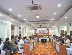 Sekda Aceh Kumpulkan LSM, NGO, dan Relawan untuk Percepat Pemulihan Pasca Bencana