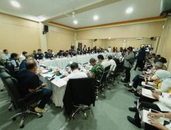 Mualem Tegaskan Aceh Butuh Dukungan Pusat