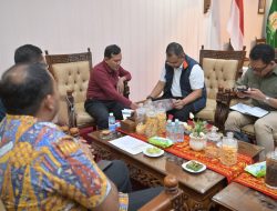 Wagub Aceh Bahas Penanganan Bencana dan Pembangunan Huntara