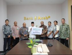 Bank Aceh Salurkan Zakat Karyawan Rp1,43 Miliar Melalui Baitul Mal