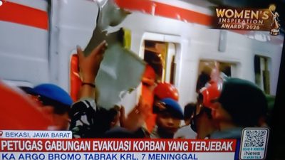 Kereta KRL dan Argo Bromo Tabrakan, 7 Meninggal 44 Terluka