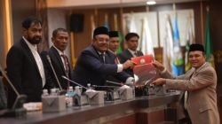 ‎Gubernur Aceh Hadiri Paripurna DPRA Penyampaian Rekomendasi LKPJ 2025 ‎