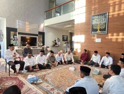 Sekda Aceh Bersama SKPA Takziah ke Rumah Duka Alm. dr. Zaini Abdullah