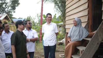 KAGAMA Serahkan 26 Huntara Korban Bencana Hidrometeorologi