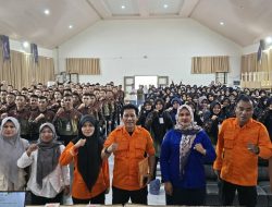 Kalaksa BPBD Aceh Besar Beri Penguatan SPAB pada MPLS SMAN Modal Bangsa
