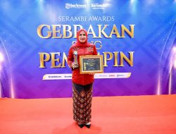 Aktif di Masa Bencana, Kak Na Terima Awards Srikandi Pemulihan Aceh