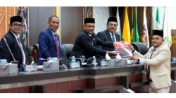 DPRA Gelar Paripurna Penyampaian Pendapat Banggar Atas Rawan Pertanggungjawaban APBA