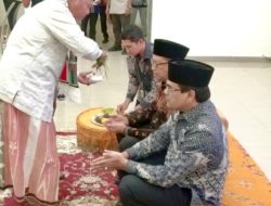 Dua Rektor di Aceh Dipeusijuek, Bupati Muharram Turut Hadir